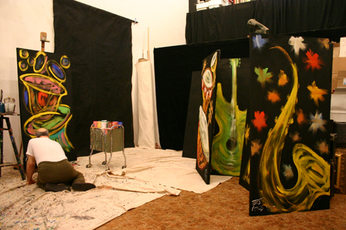 E.J. Gold painting several monumental-sized paintings for the IAJE 2005